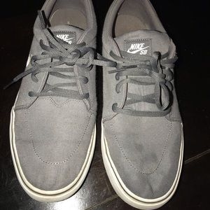 NIKE SB shoes
